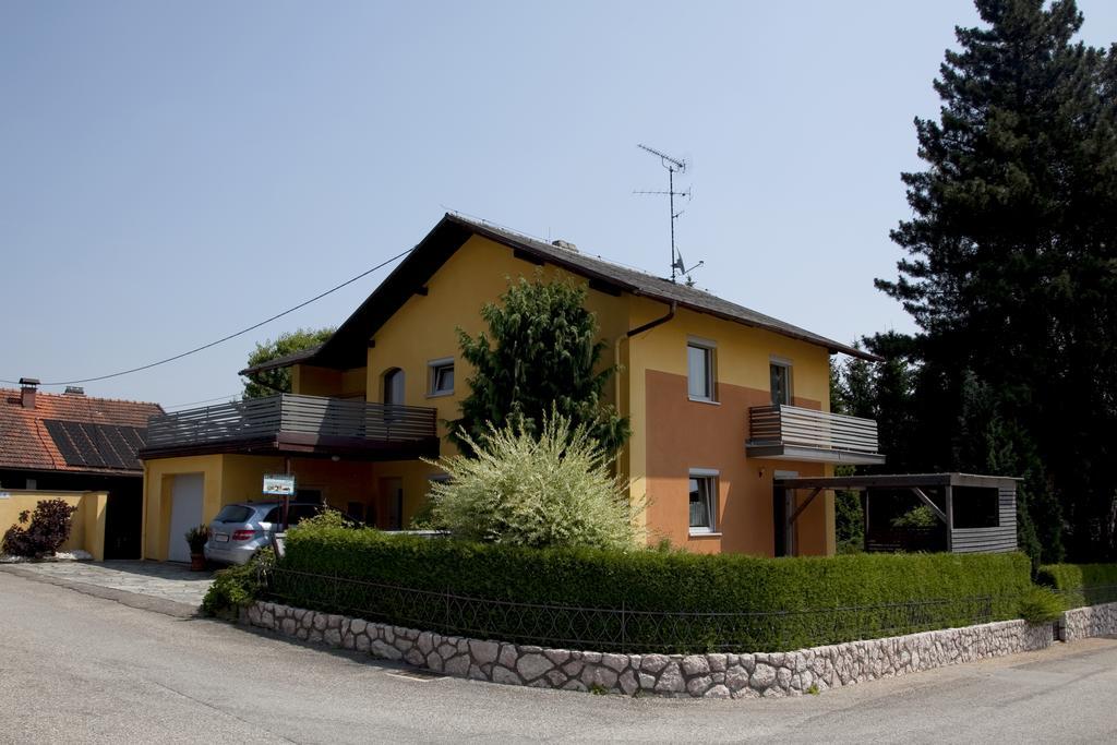 Gaestehaeuser Anni Ehrndorfer Ried im Innkreis Exterior foto